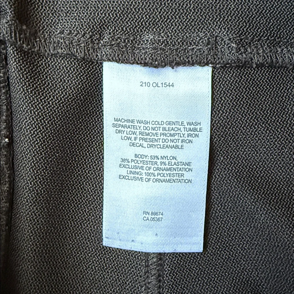 Mountain Hardwear Hiking She’ll Pants - Picture 8 of 10